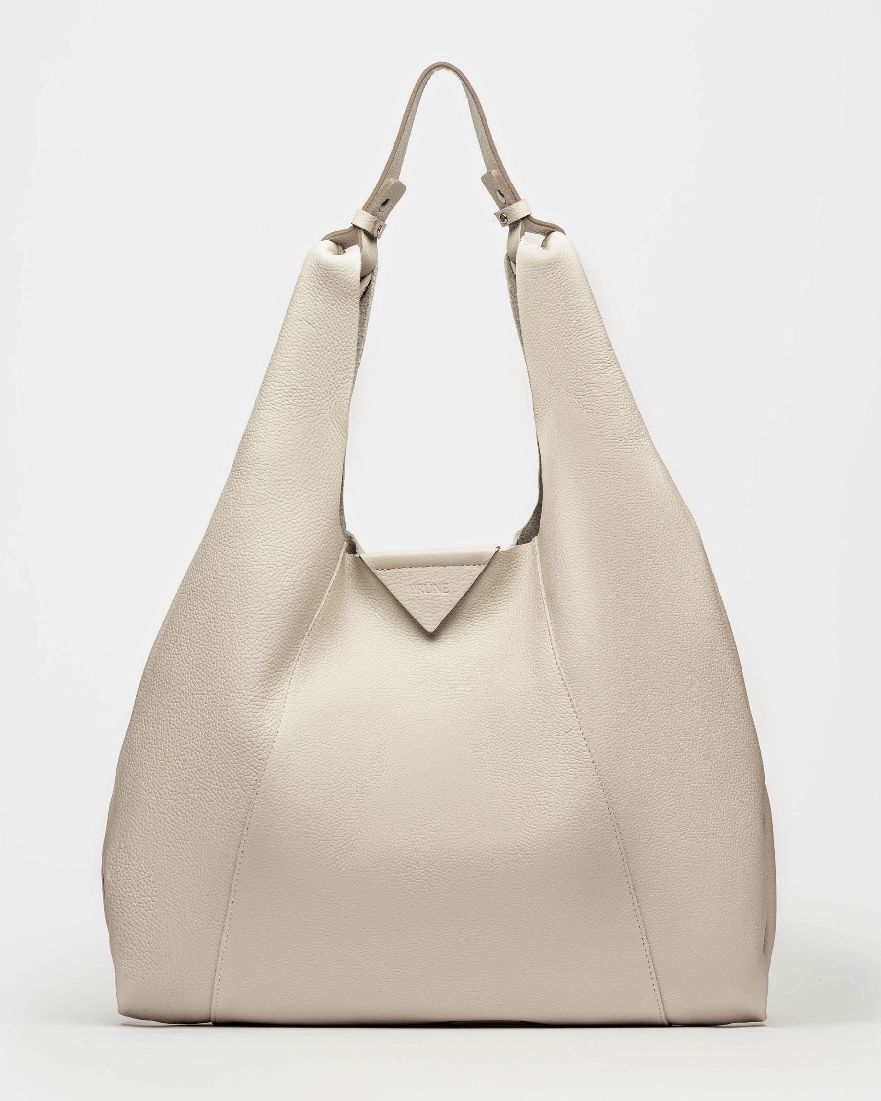 BOLSO THE CLUB EN CUERO GRANEADO