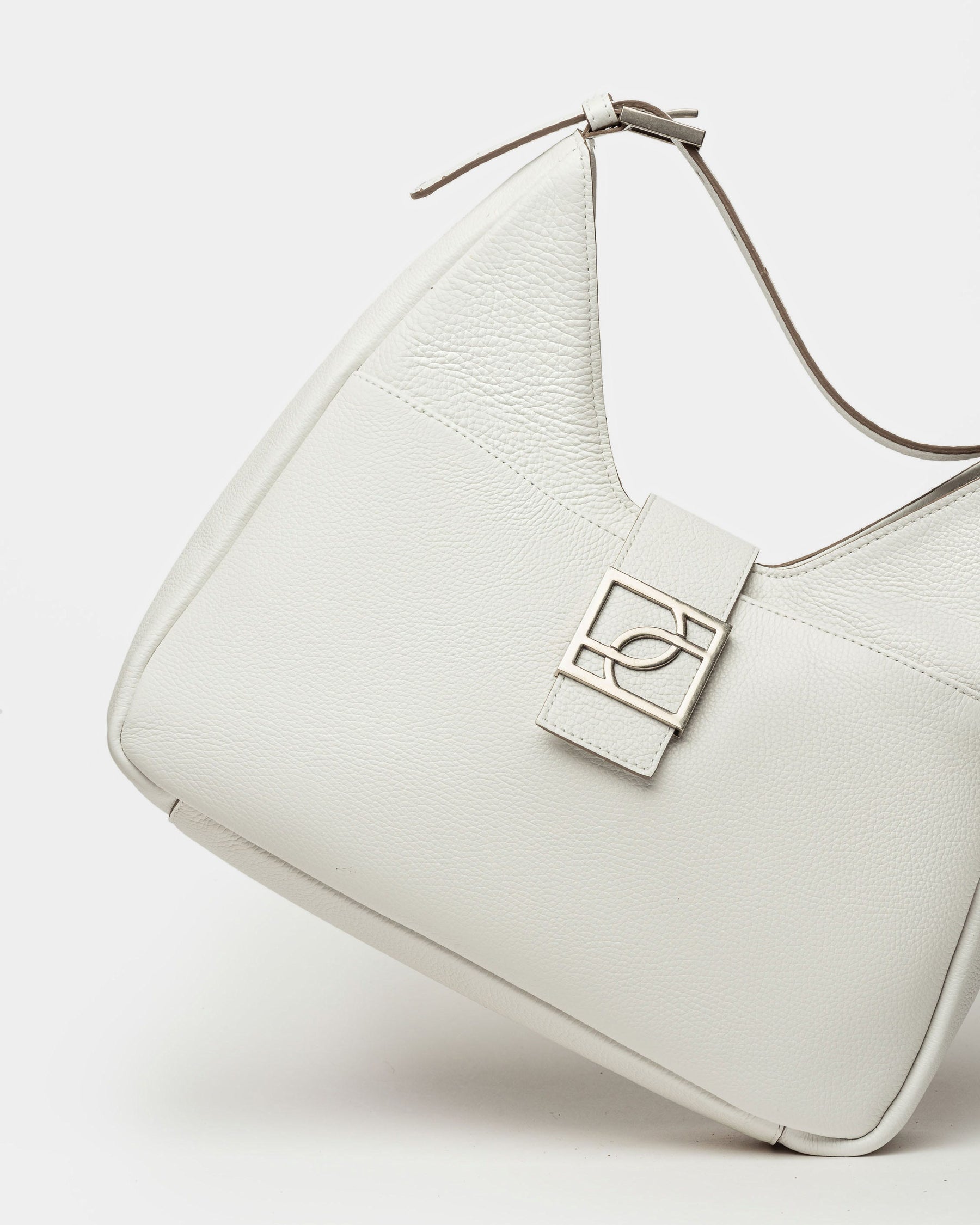 BOLSO NATURE EN CUERO GRANEADO