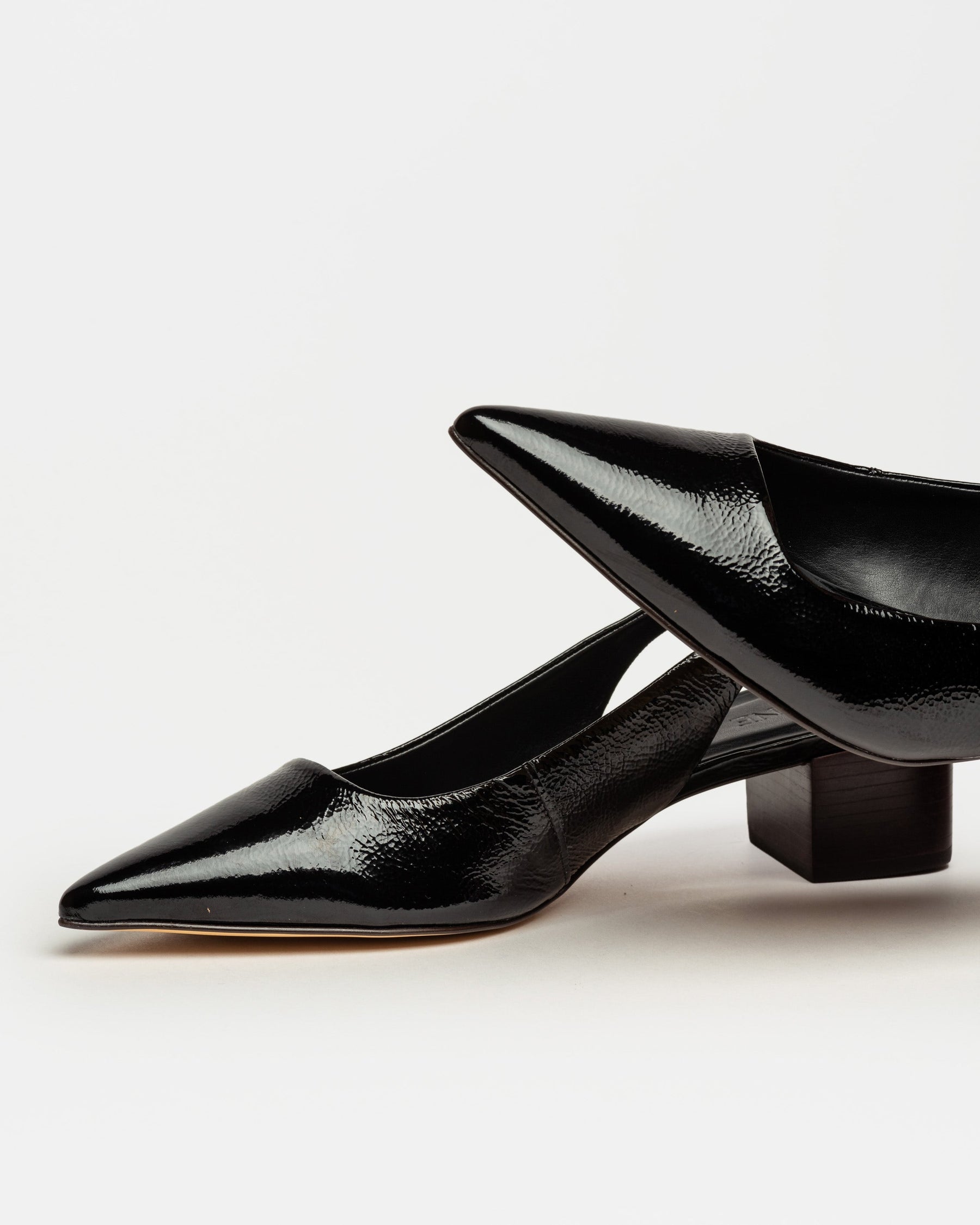 STILETTO BERLIM EN CUERO GLOSS