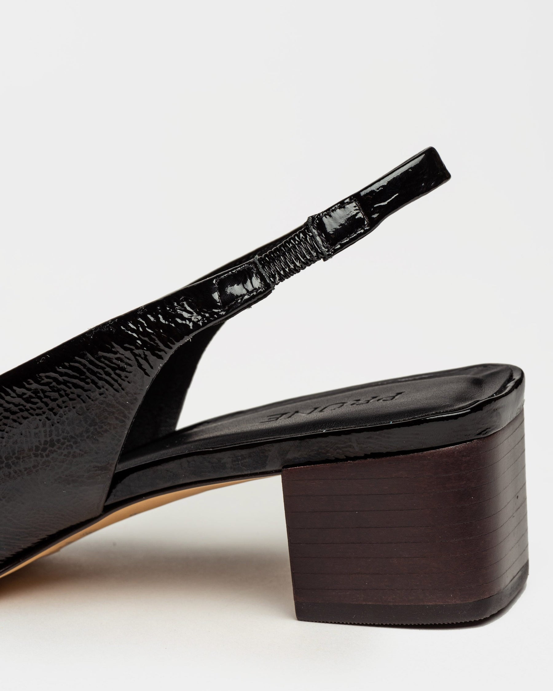 STILETTO BERLIM EN CUERO GLOSS