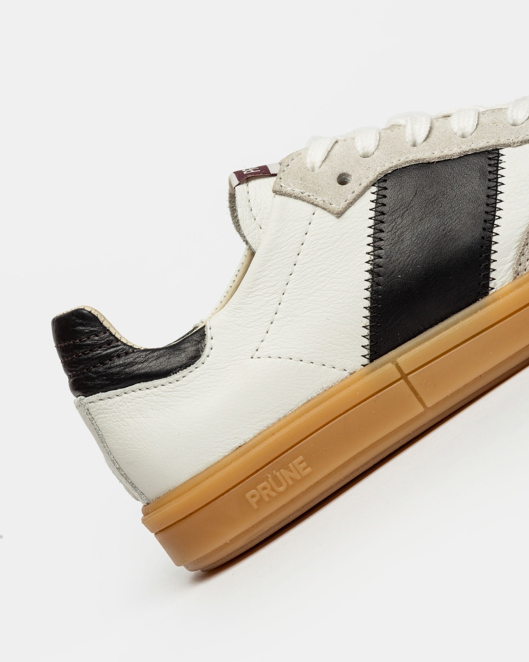 SNEAKER NALA EN CUERO LISO