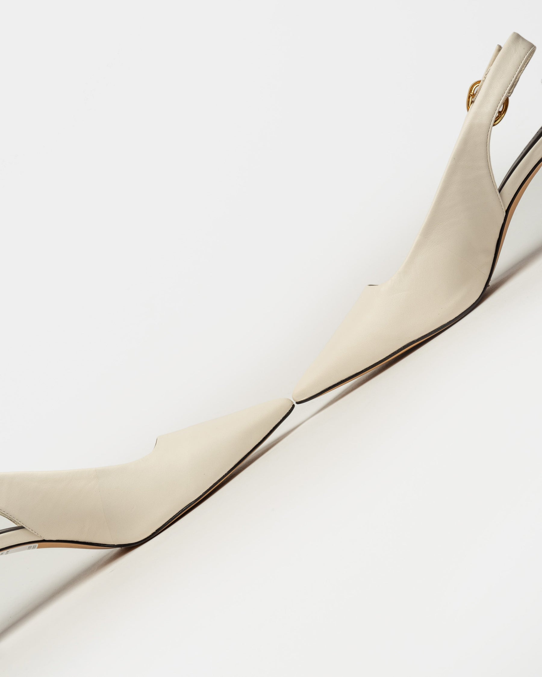 STILETTO CALCIO EN CUERO LISO