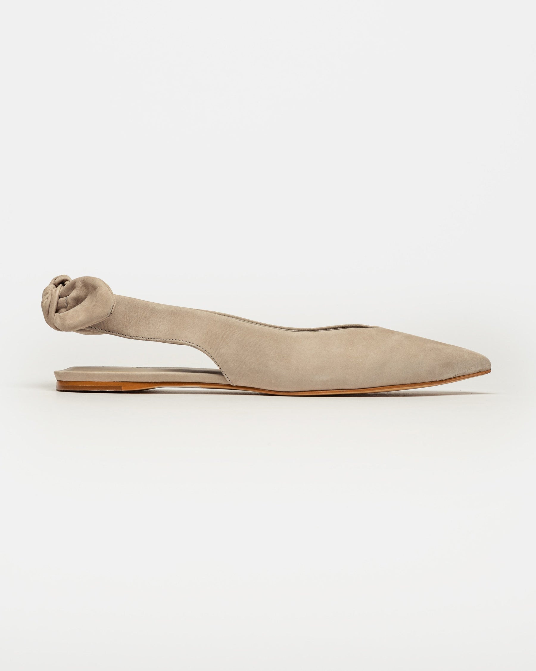 MULE CLARISSA EN CUERO NOBUK