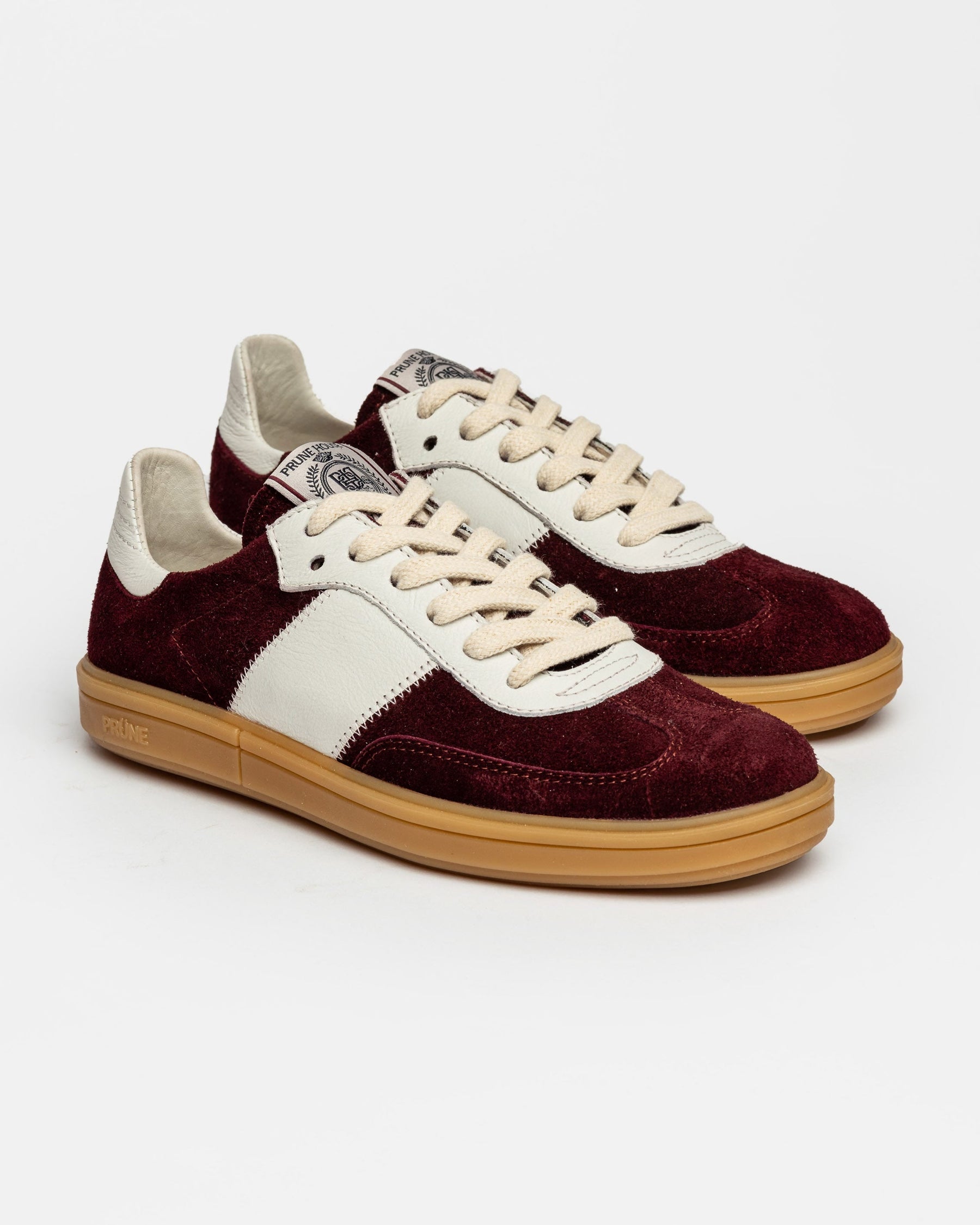 SNEAKER NALA EN GAMUZA