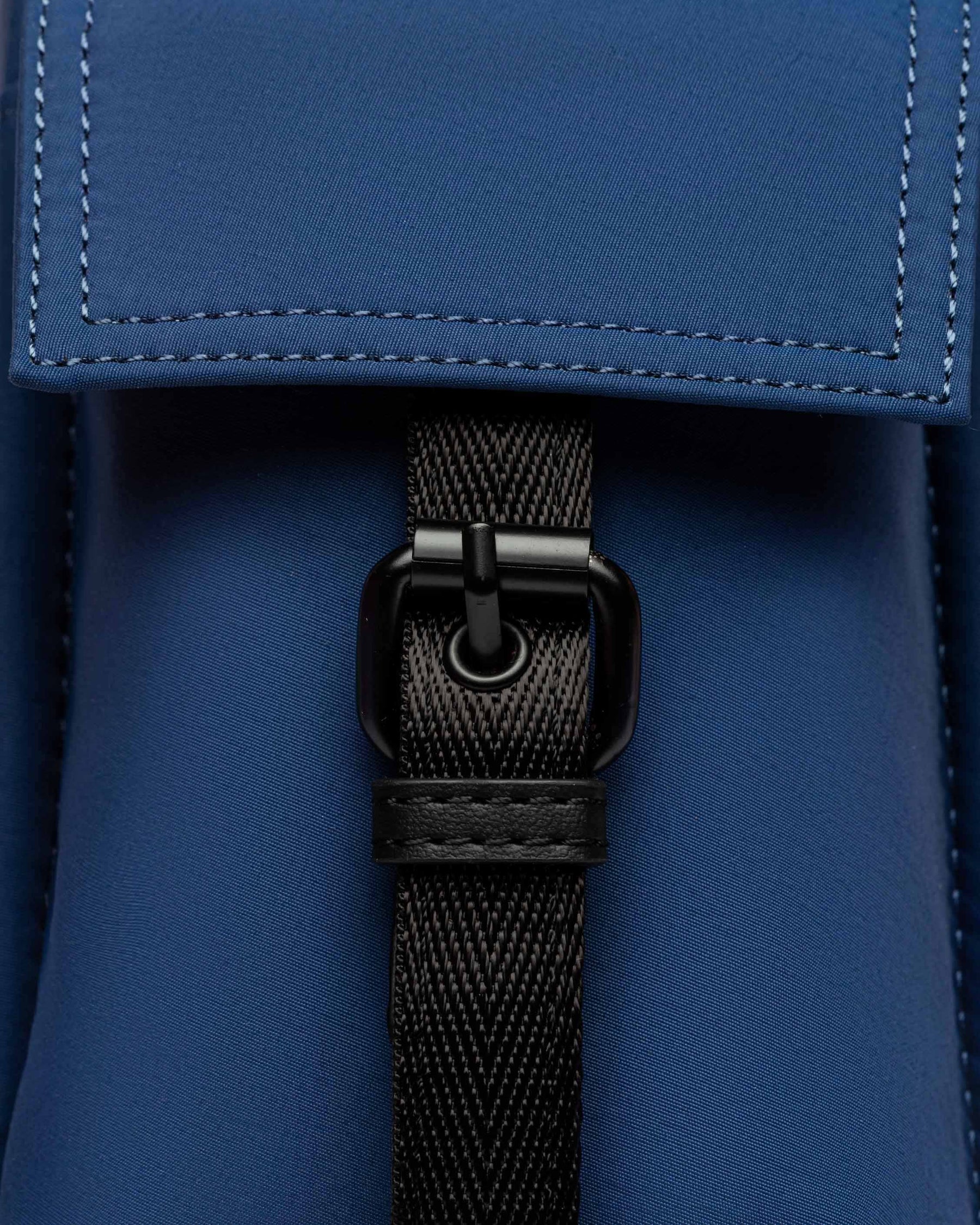 CARTERA AL HOMBRO FLYER EN NYLON