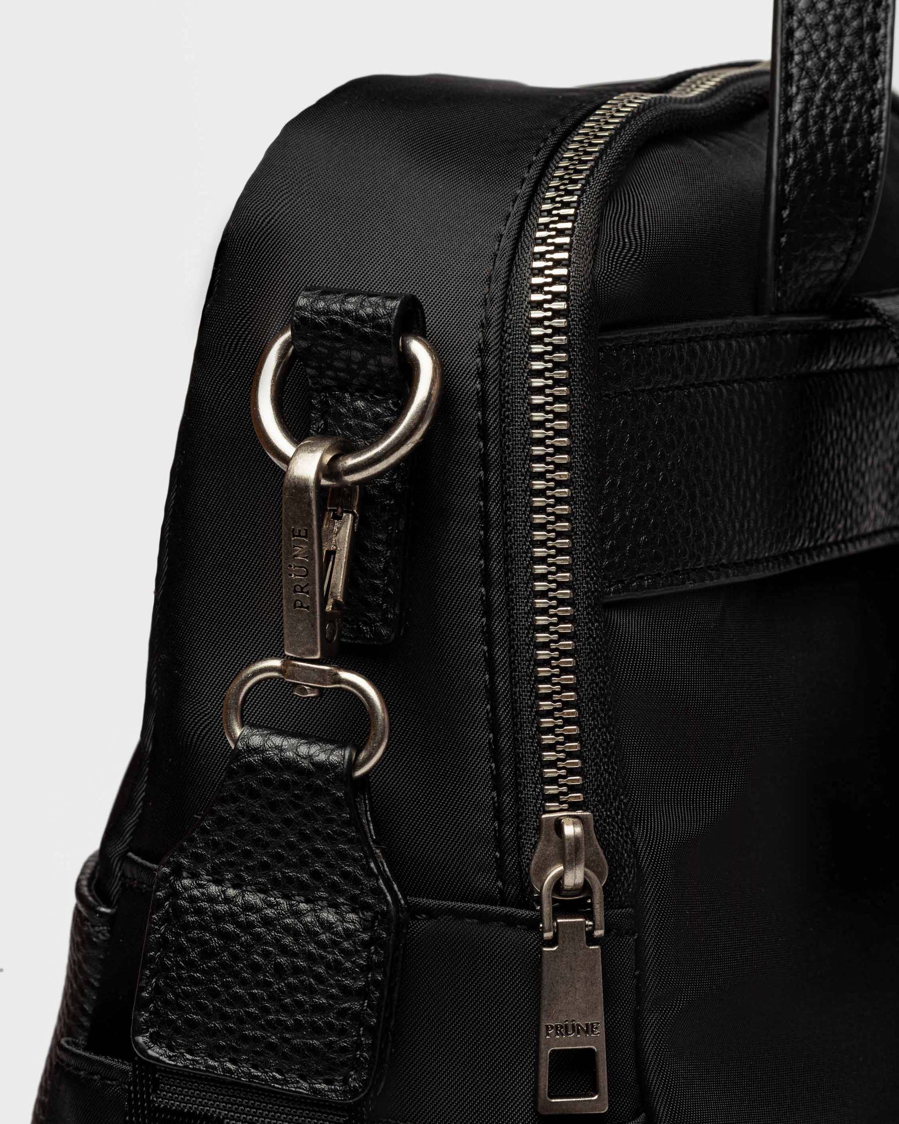 MOCHILA ANA EN NYLON