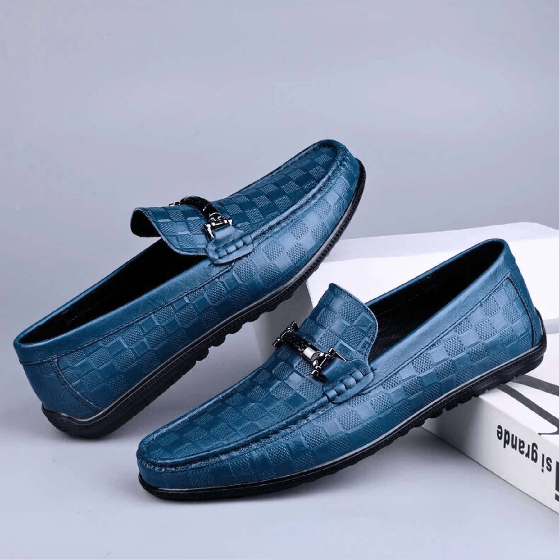 Avenue Weave Loafers