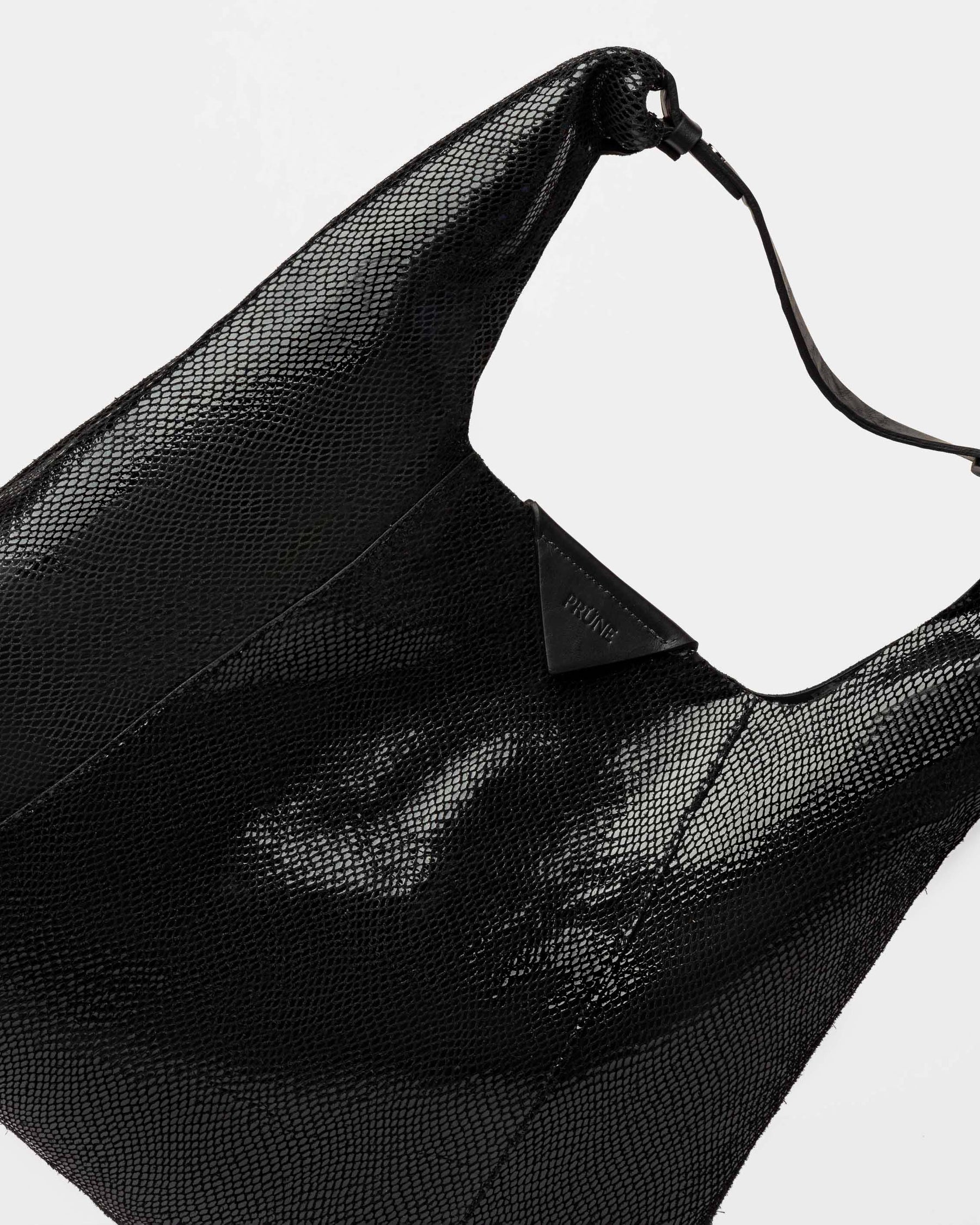 BOLSO THE CLUB EN CUERO GRABADO SNAKE