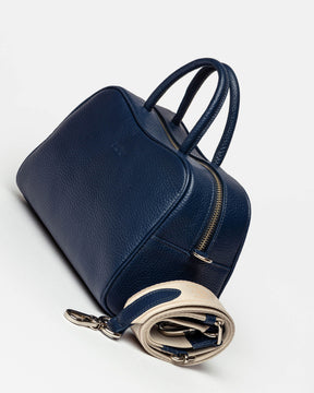CARTERA DE MANO THE CARTI EN CUERO GRANEADO