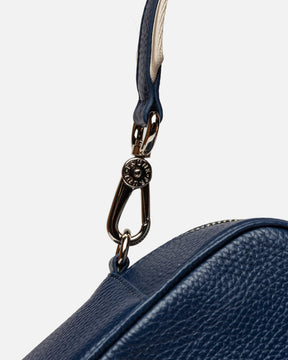 CARTERA DE MANO THE CARTI EN CUERO GRANEADO