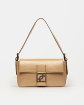 CARTERA AL HOMBRO NATURE EN CUERO CHAROL