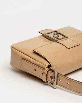 CARTERA AL HOMBRO NATURE EN CUERO CHAROL