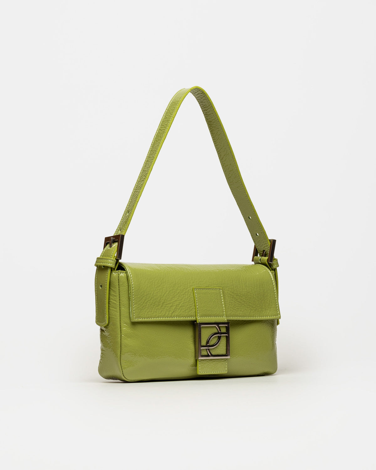 CARTERA AL HOMBRO NATURE EN CUERO CHAROL
