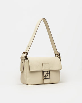 CARTERA AL HOMBRO NATURE EN CUERO CHAROL