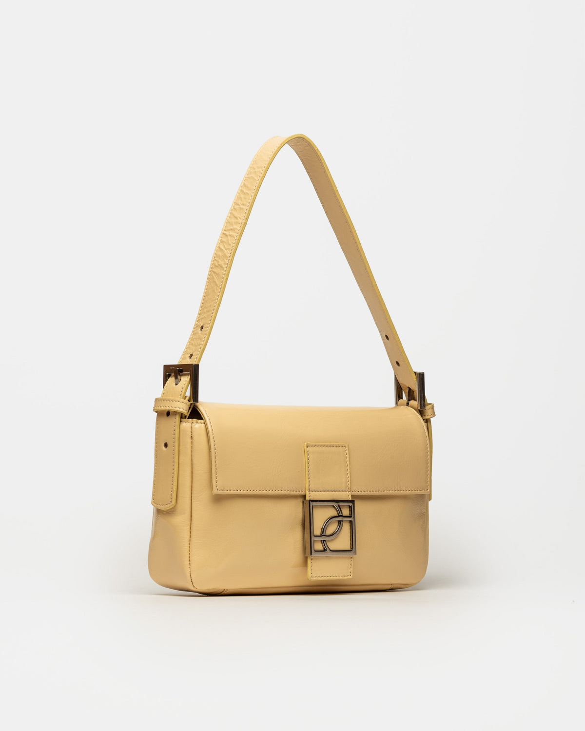 CARTERA AL HOMBRO NATURE EN CUERO CHAROL