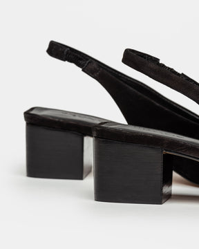 STILETTO BERLIM EN CUERO NOBUK