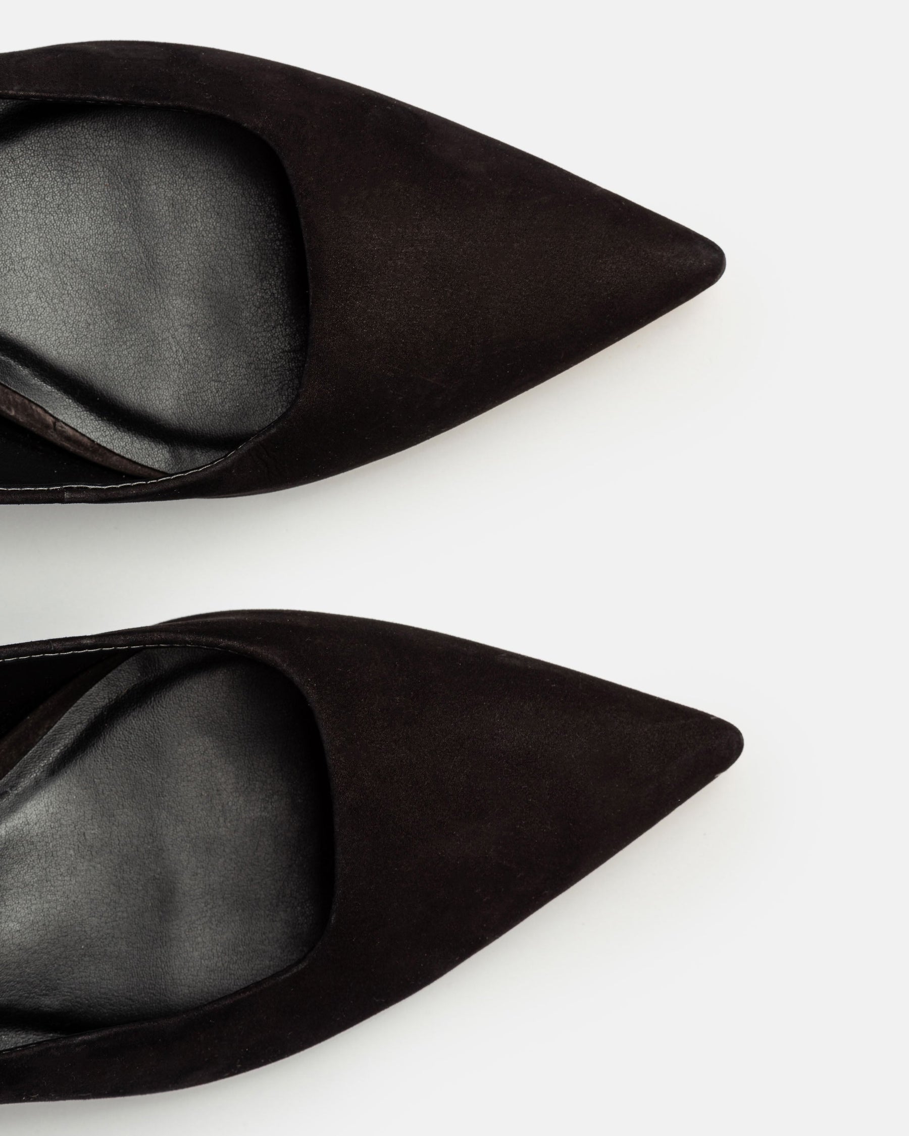 STILETTO BERLIM EN CUERO NOBUK