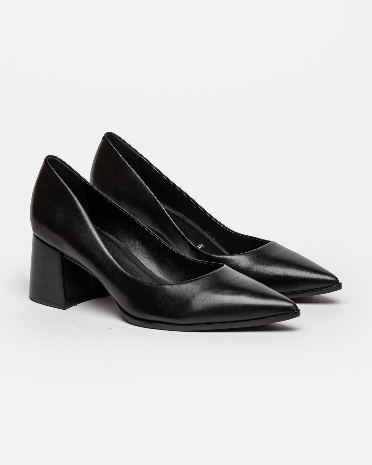 STILETTO LARA EN CUERO