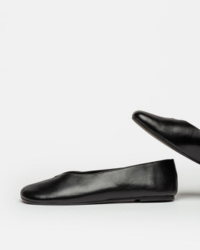 BALLERINA FINA EN CUERO LISO