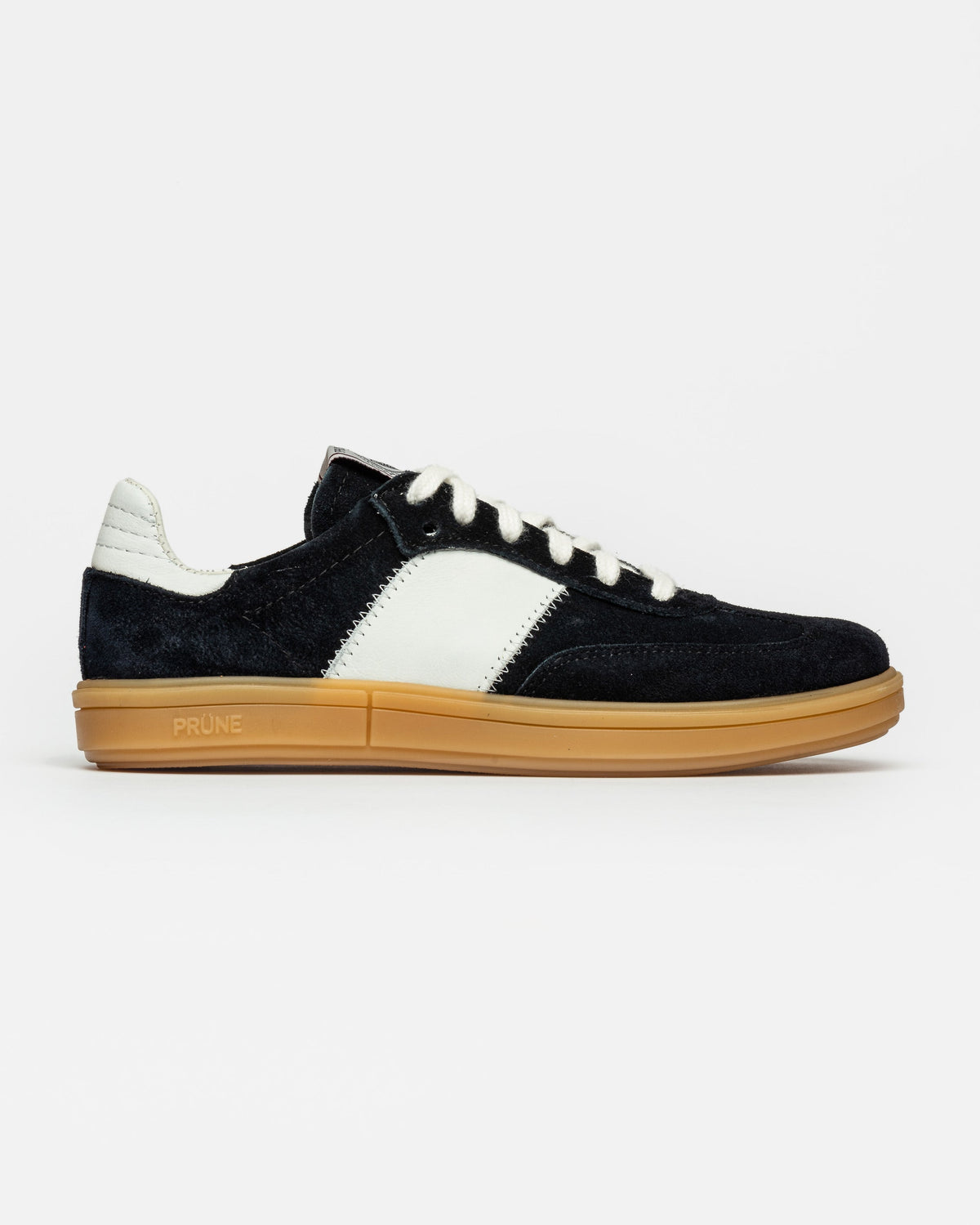 SNEAKER NALA EN GAMUZA