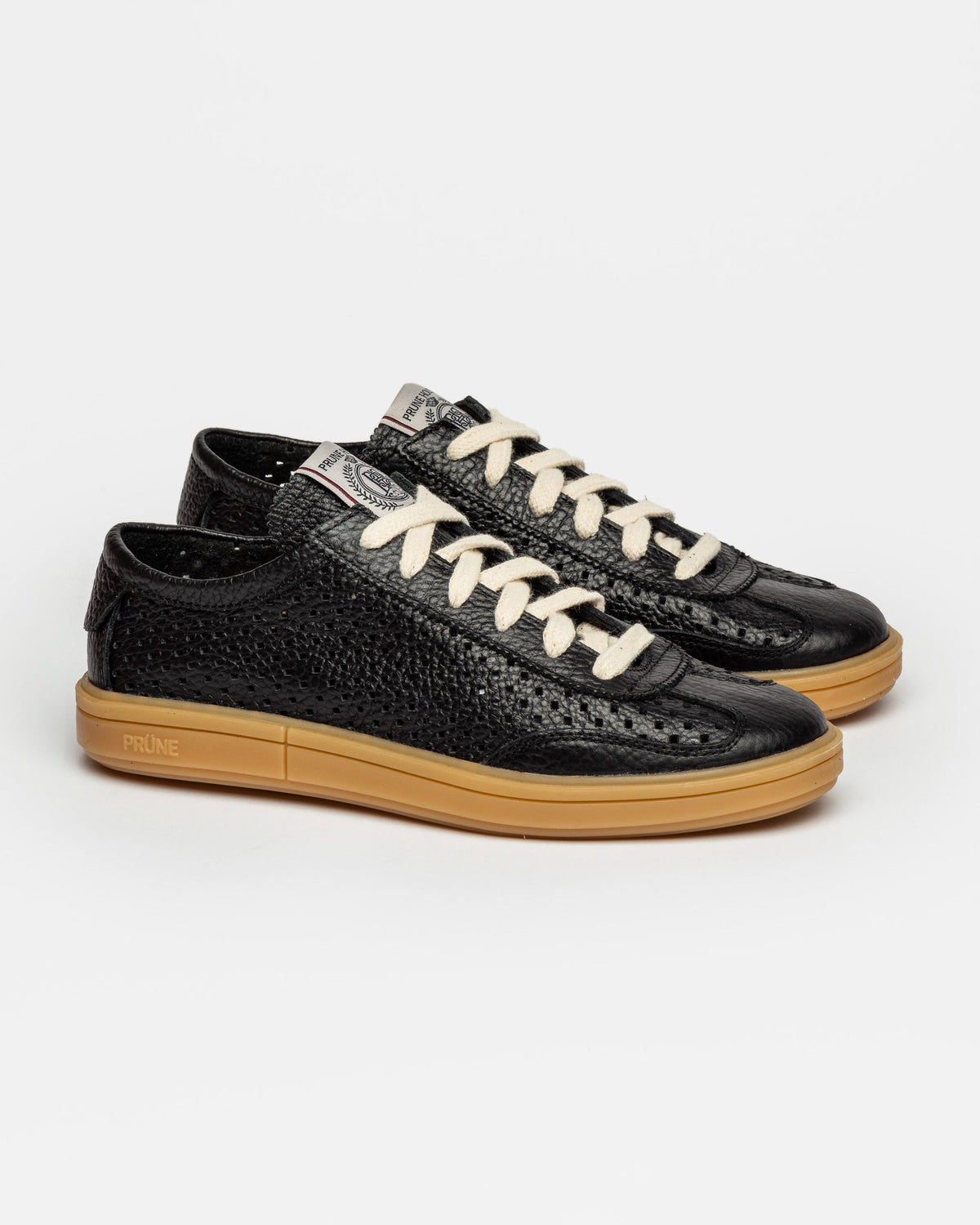SNEAKER LONDRES EN CUERO GRANEADO