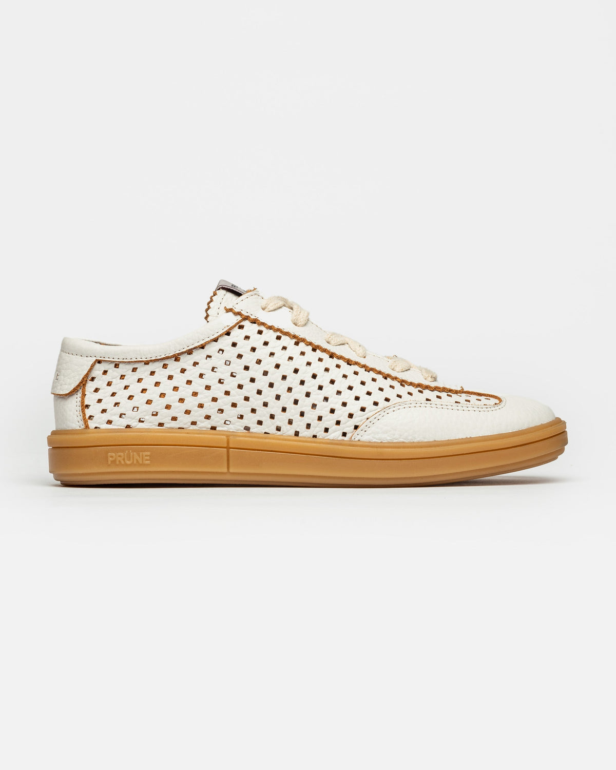 SNEAKER LONDRES EN CUERO GRANEADO