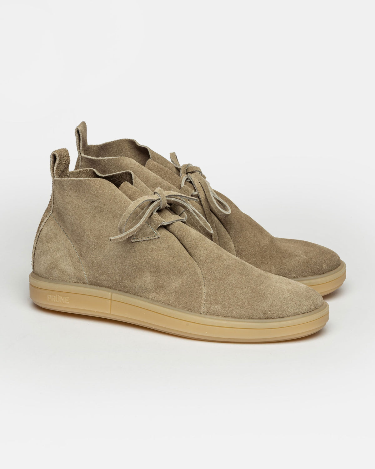 SNEAKER SUZANA EN GAMUZA