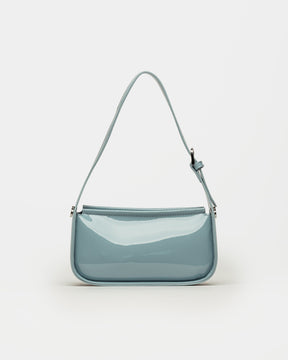 CARTERA AL HOMBRO LUV EN EFECTO CUERO CHAROL